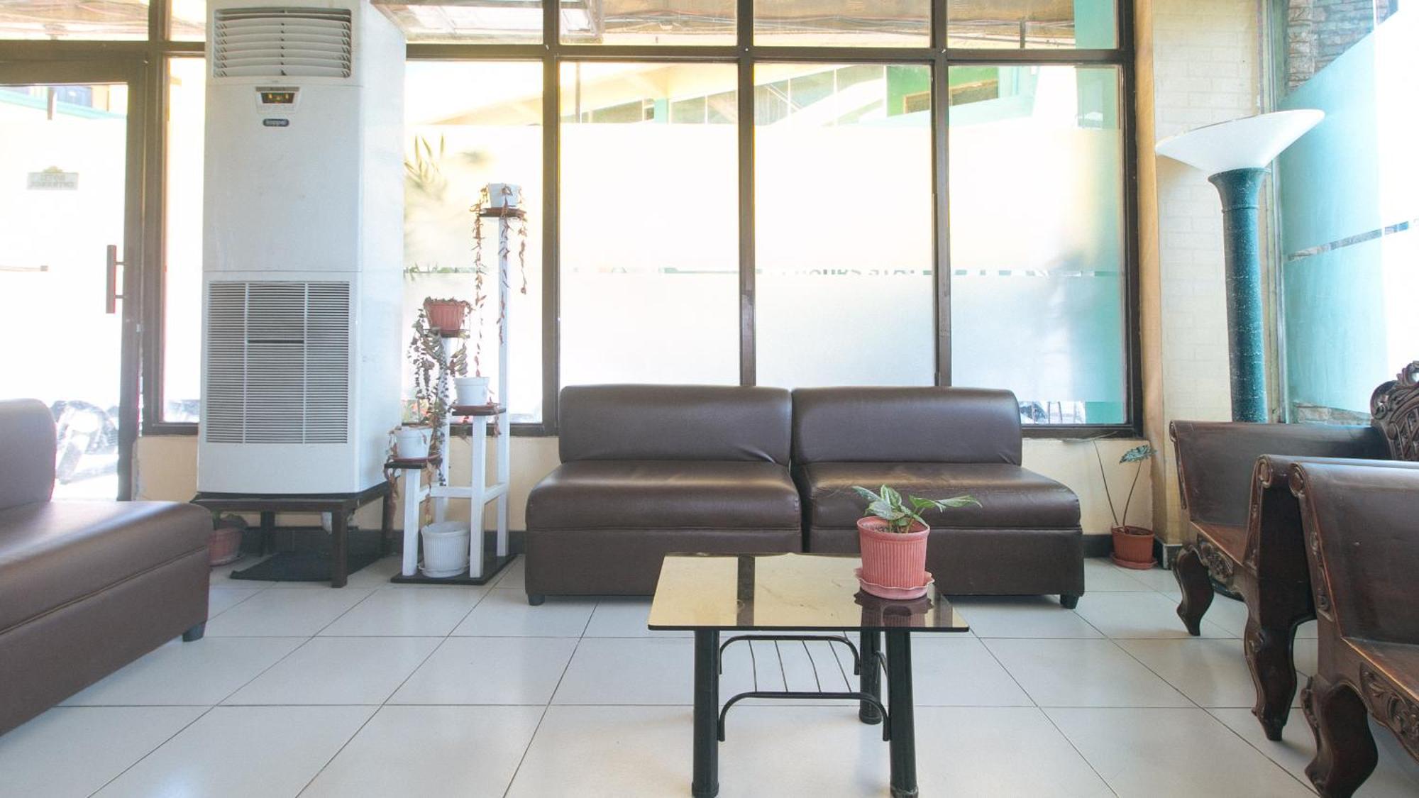 Reddoorz Near Sm City Muntinlupa San Pedro  Экстерьер фото
